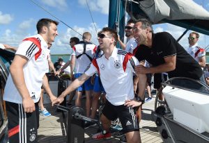 Mike Horn trains the German Football Team on board Pangaea