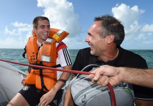 Mike Horn trains the German Football Team on board Pangaea