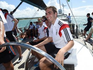 Mike Horn trains the German Football Team on board Pangaea